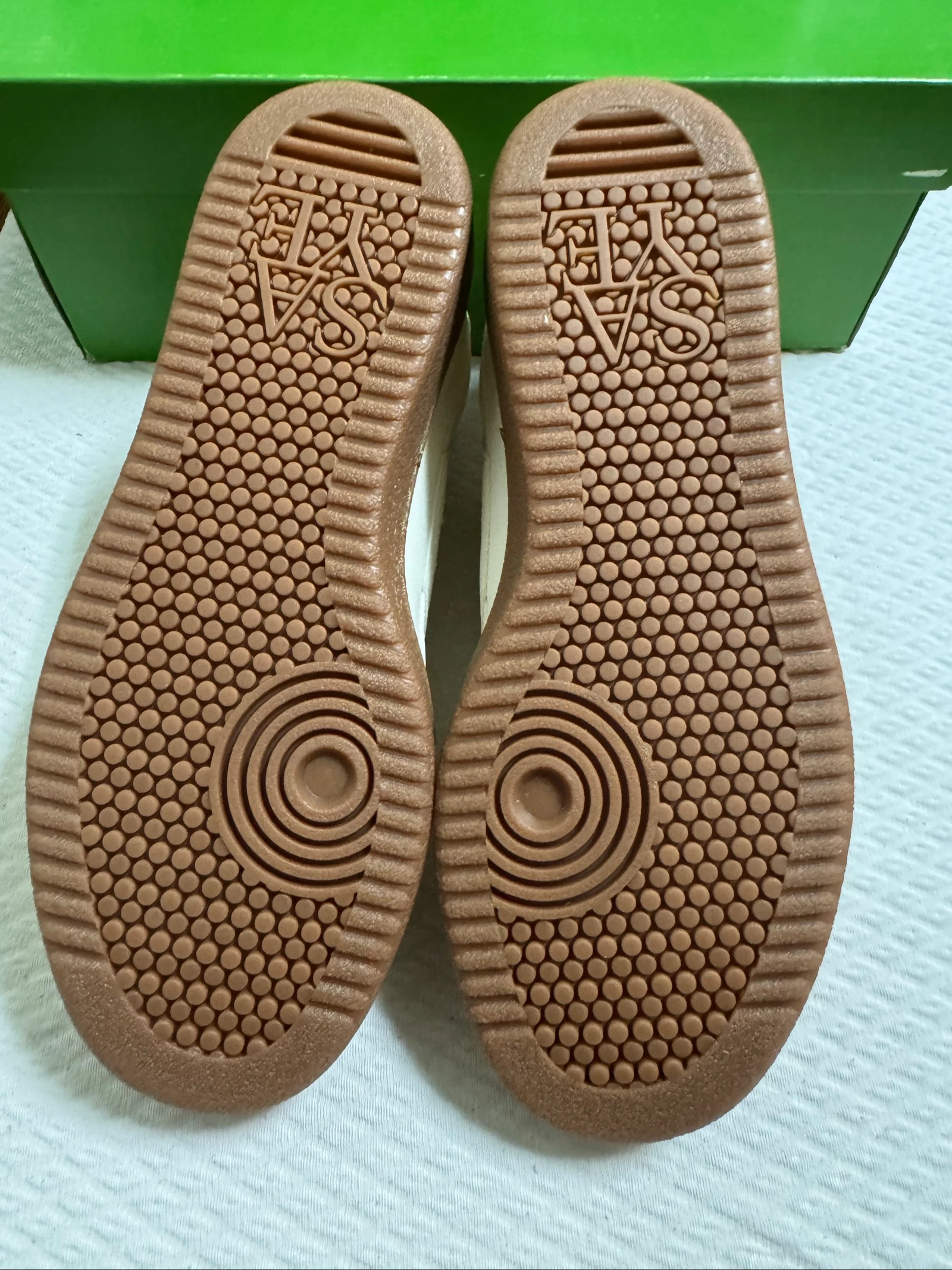 Saye Vegan Caramel Sneakers 37 – photo 10